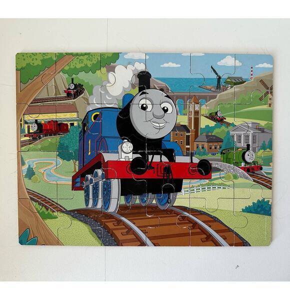 Thomas the Tank Engine and Friends Puzzles set of 4 puzzles, wood case - Picture 12 of 15